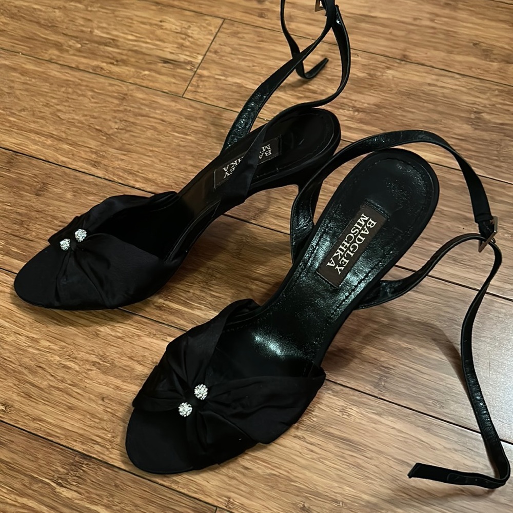 Badgley Mischka satin black heels. Worn once